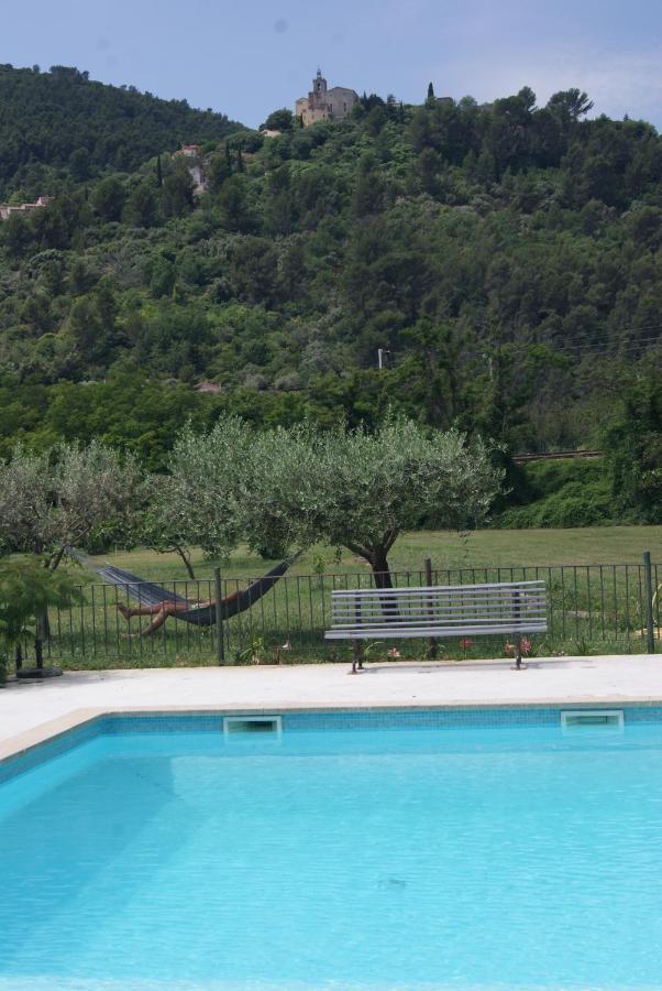Bed and Breakfast Le Bourguet Solliès-Pont Esterno foto