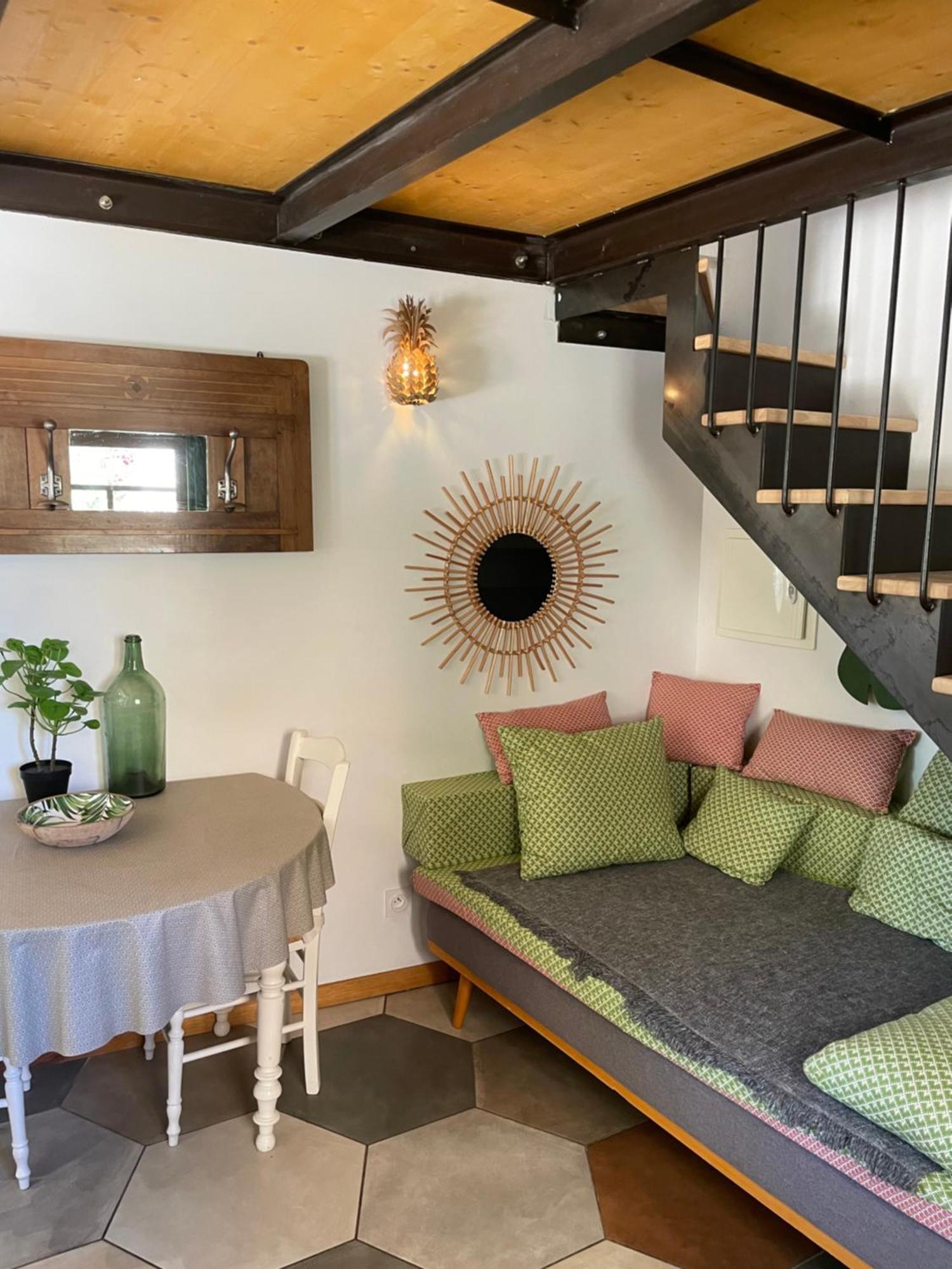 Bed and Breakfast Le Bourguet Solliès-Pont Esterno foto